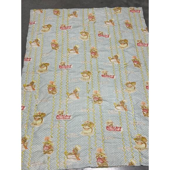 Critter Sitters, Nursery Rhymes, Baby Blanket, Mouse, Kitten, Cute Animals, Crib - Picture 1 of 5